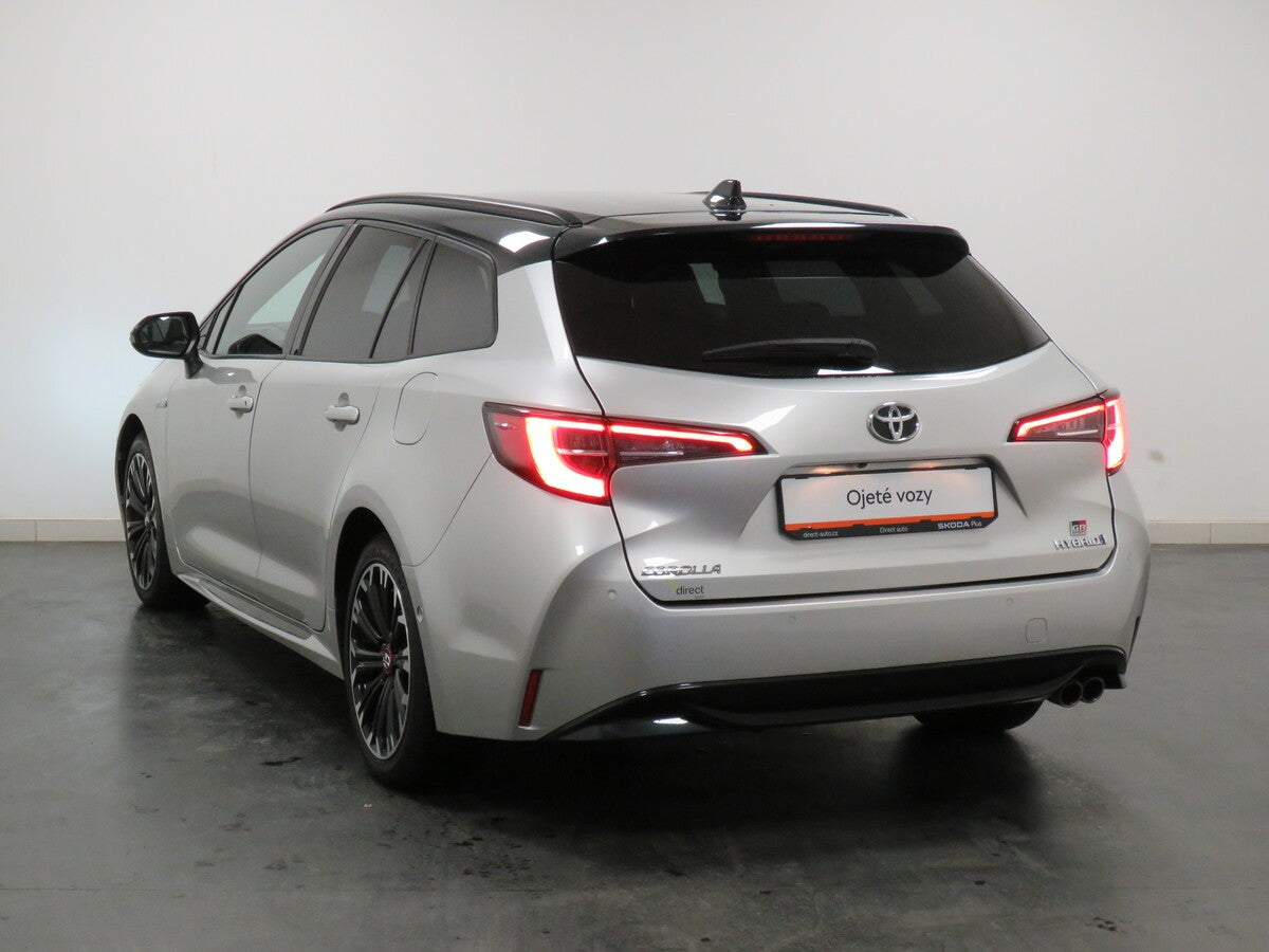 Toyota Corolla 2.0 Hybrid e-CVT GR Sport