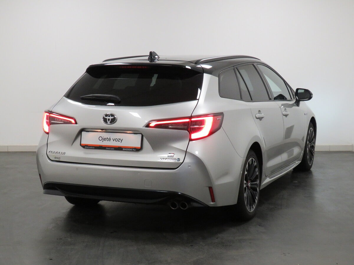 Toyota Corolla 2.0 Hybrid e-CVT GR Sport