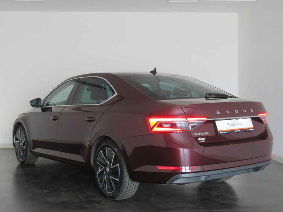 Škoda Superb 2.0 TDI 110 kW Style plus – foto 7