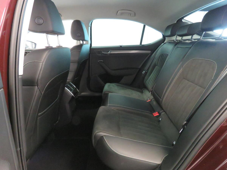 Škoda Superb 2.0 TDI 110 kW Style plus – foto 23
