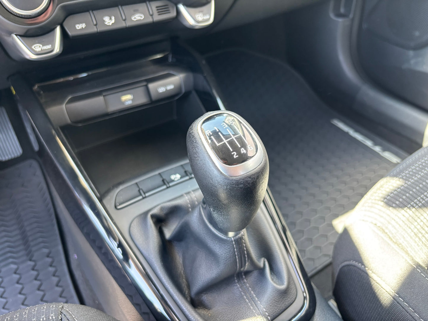 Kia Stonic  1.0 T-GDI  Exclusive