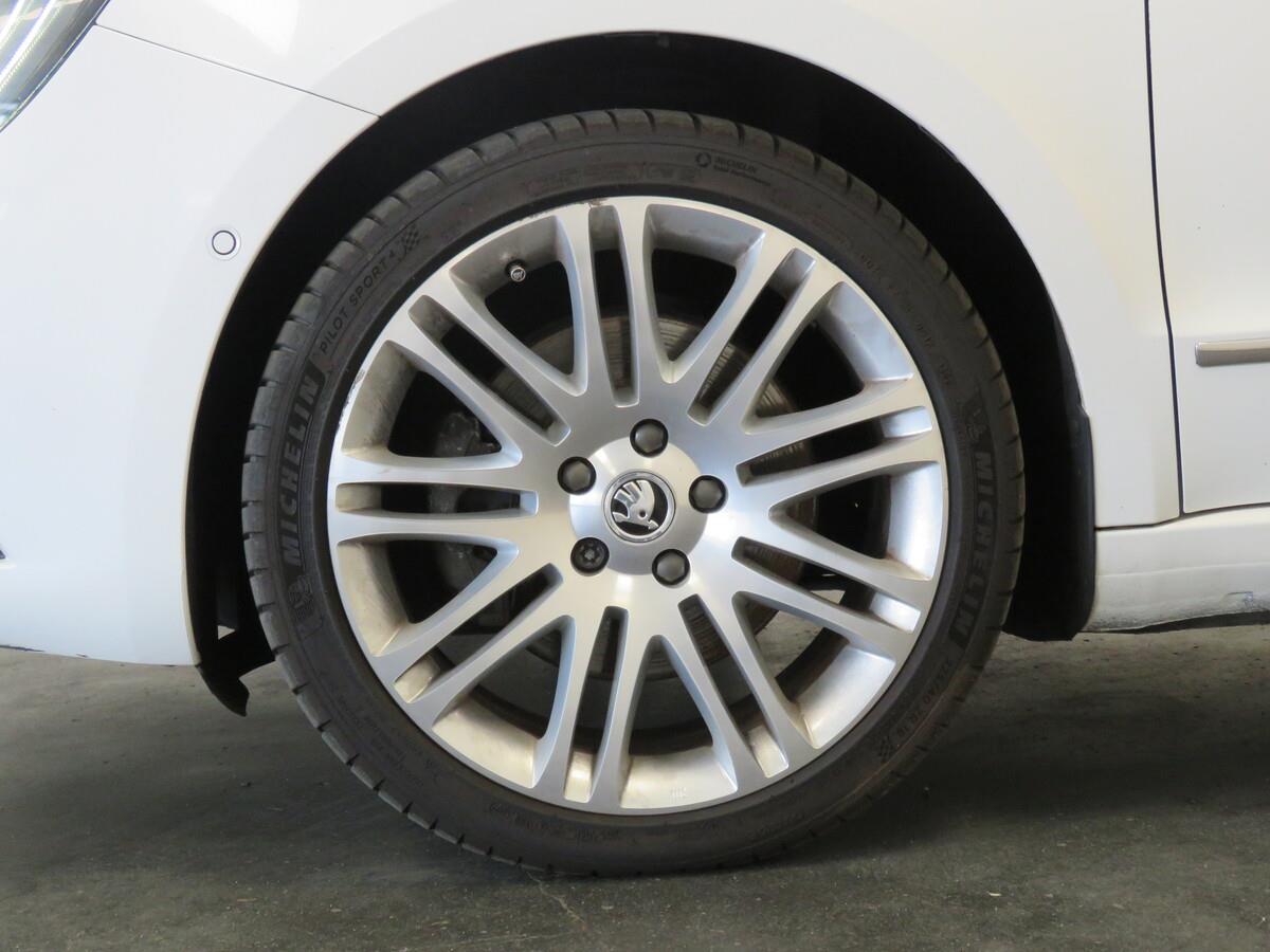 Škoda Superb 2.0 TDI 125 kW L&K