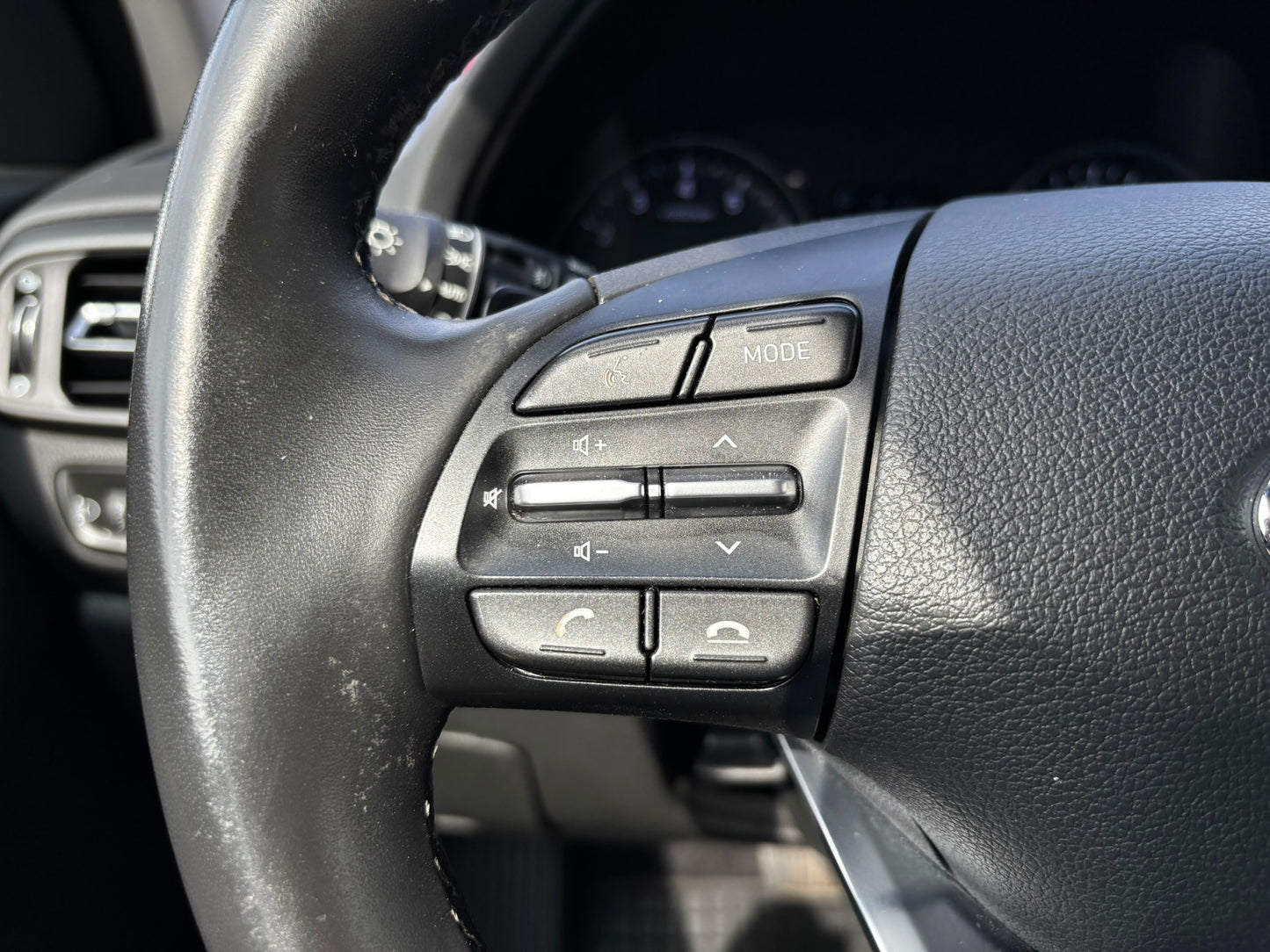 Hyundai i30  1.5 T-GDI MHEV Kombi Smart