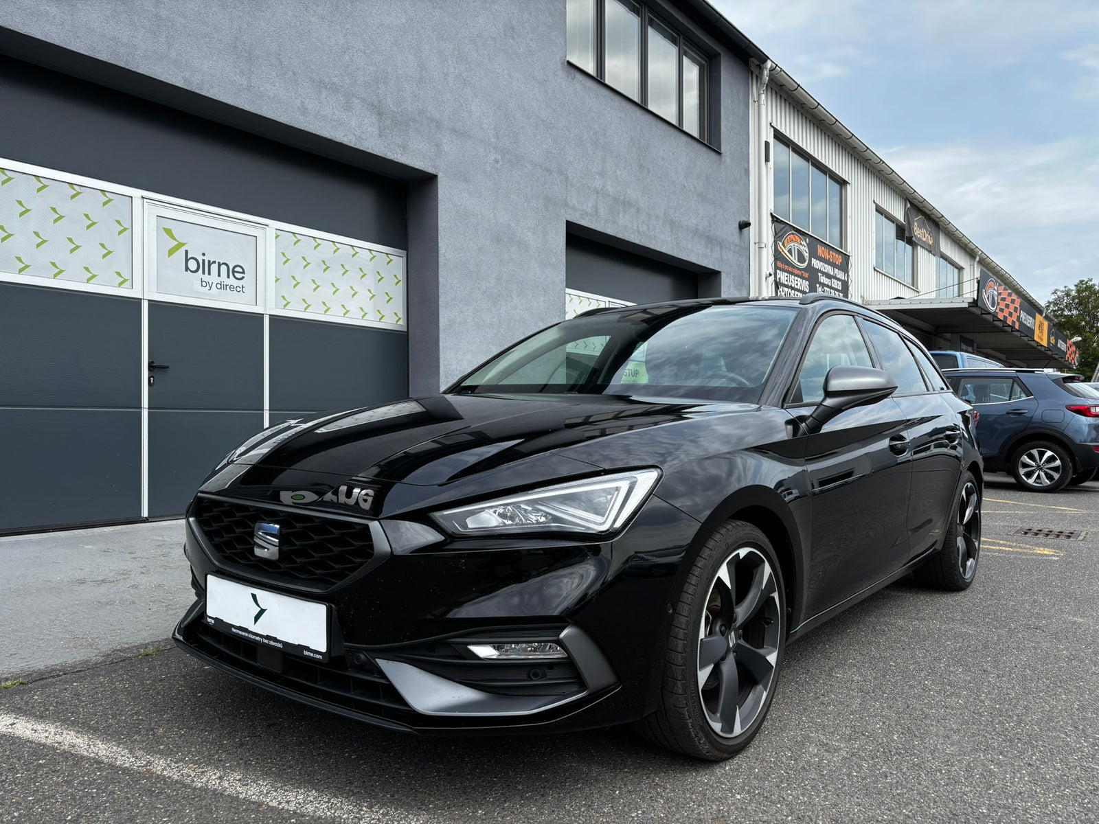 Seat Leon 1.5 TSI  Sportstourer FR – foto 1