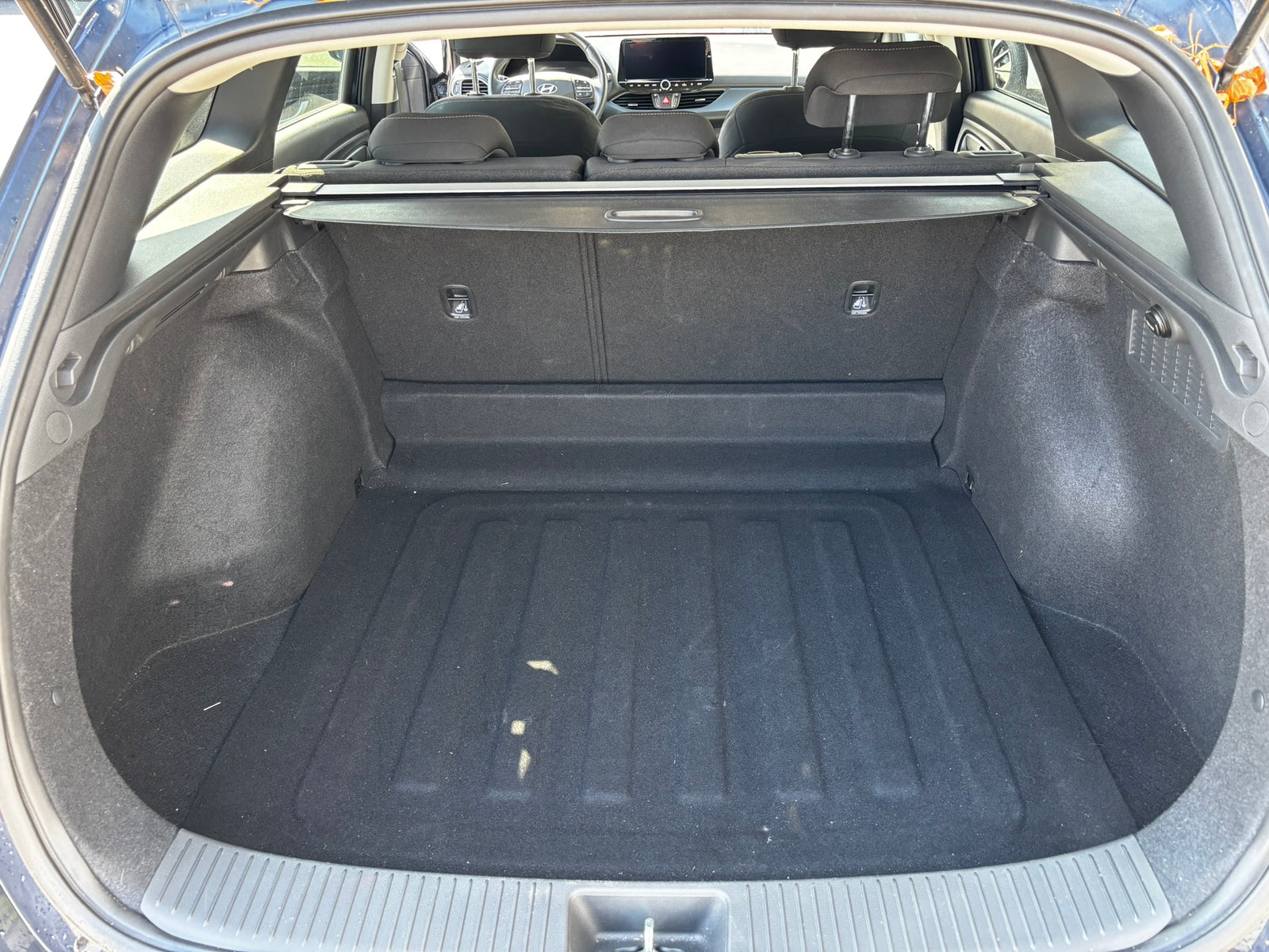 Hyundai i30  1.5i Kombi Family – foto 14