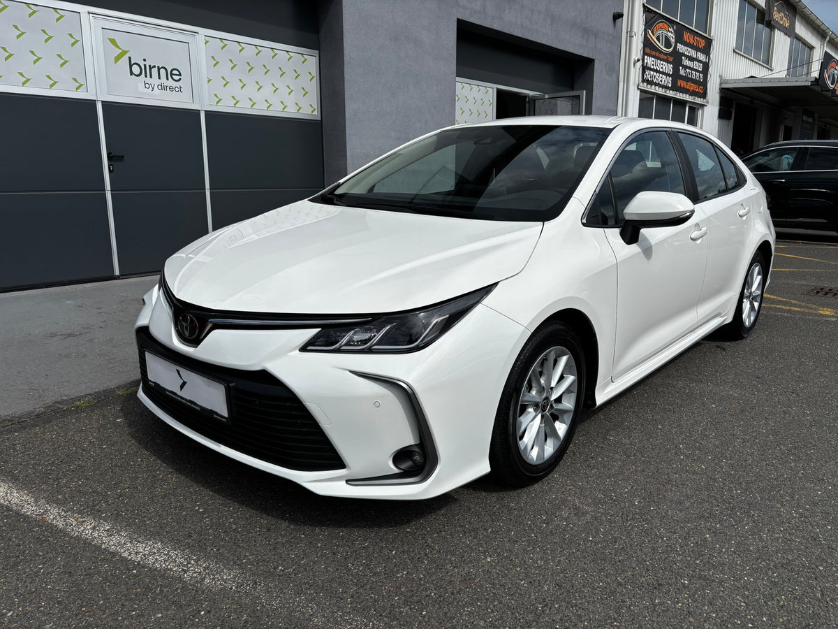 Toyota Corolla 1.5 Sedan Comfort – foto 1