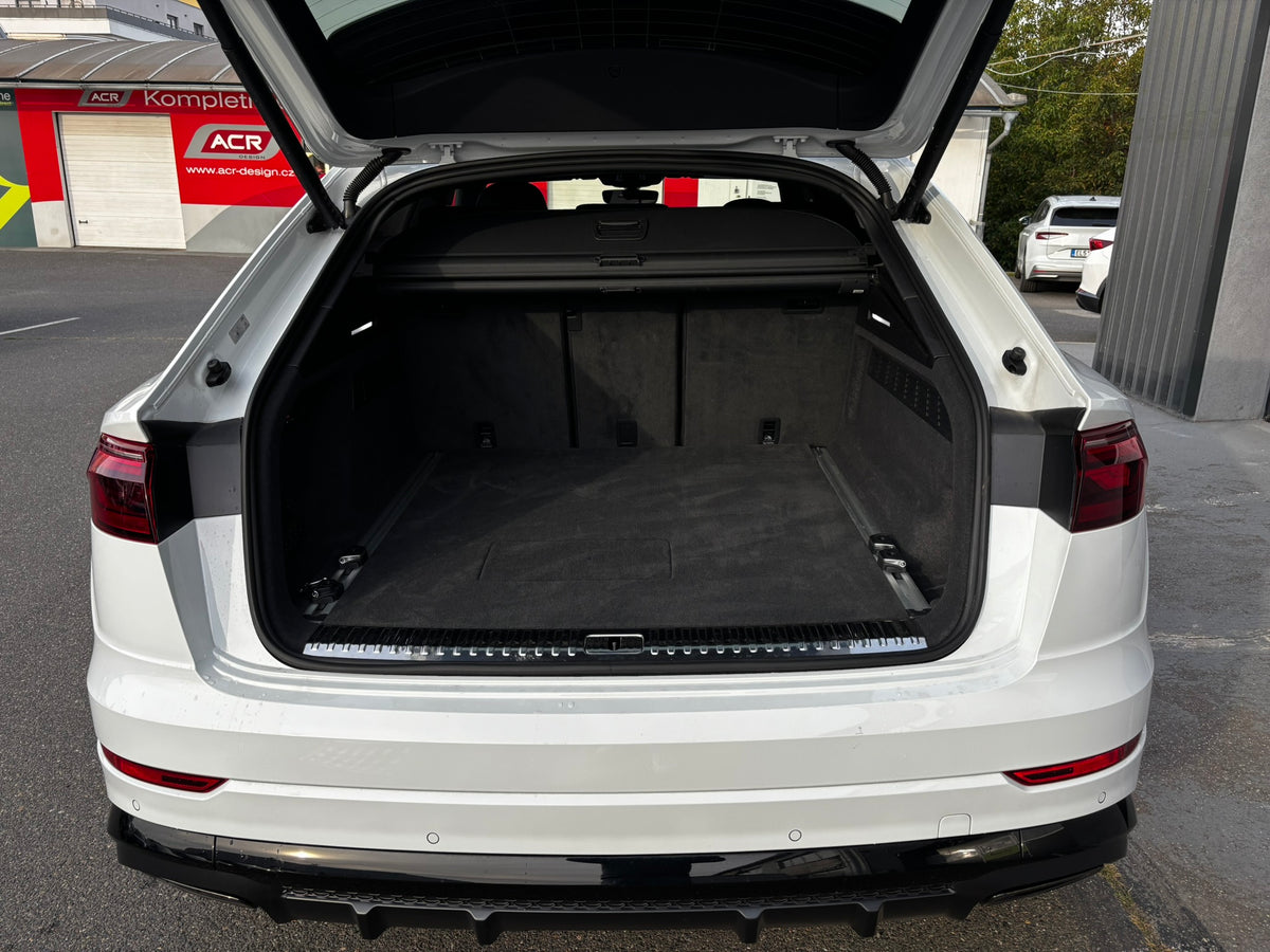 Audi Q8 3.0 TFSI Plug In (360 kW)