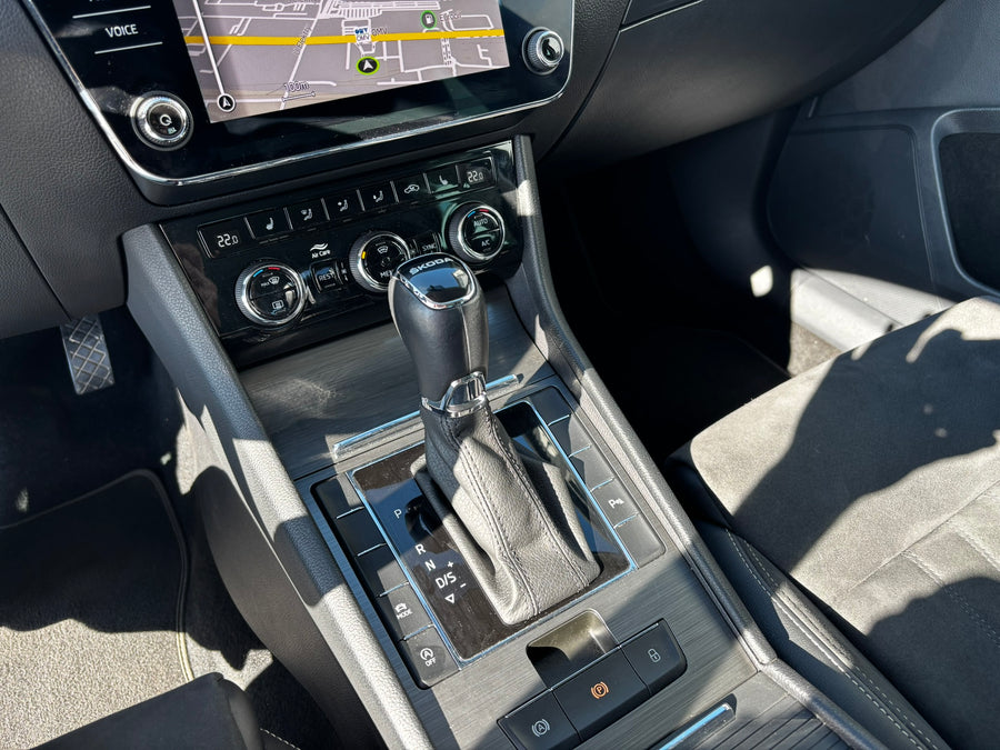 Škoda Superb 2.0 TDI Style TZ – foto 10