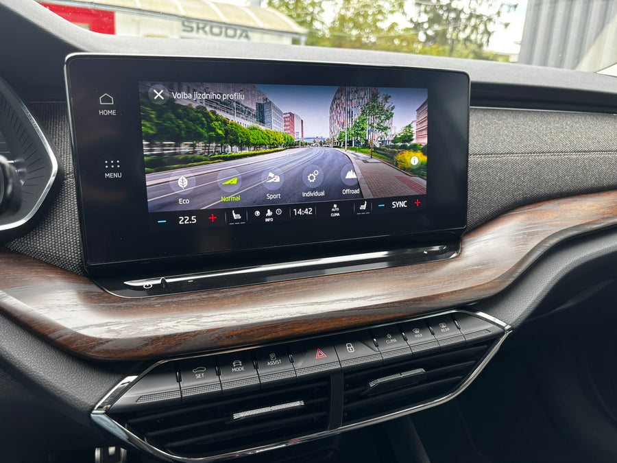 Škoda Octavia 2.0 TDI Combi Scout  (147 kW) – foto 9