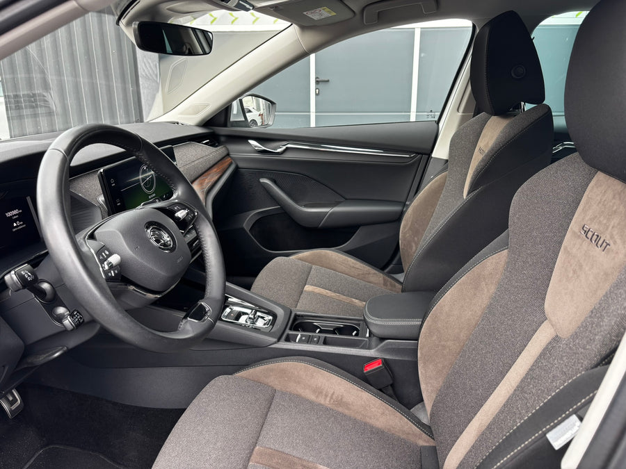 Škoda Octavia 2.0 TDI Combi Scout  (147 kW) – foto 12