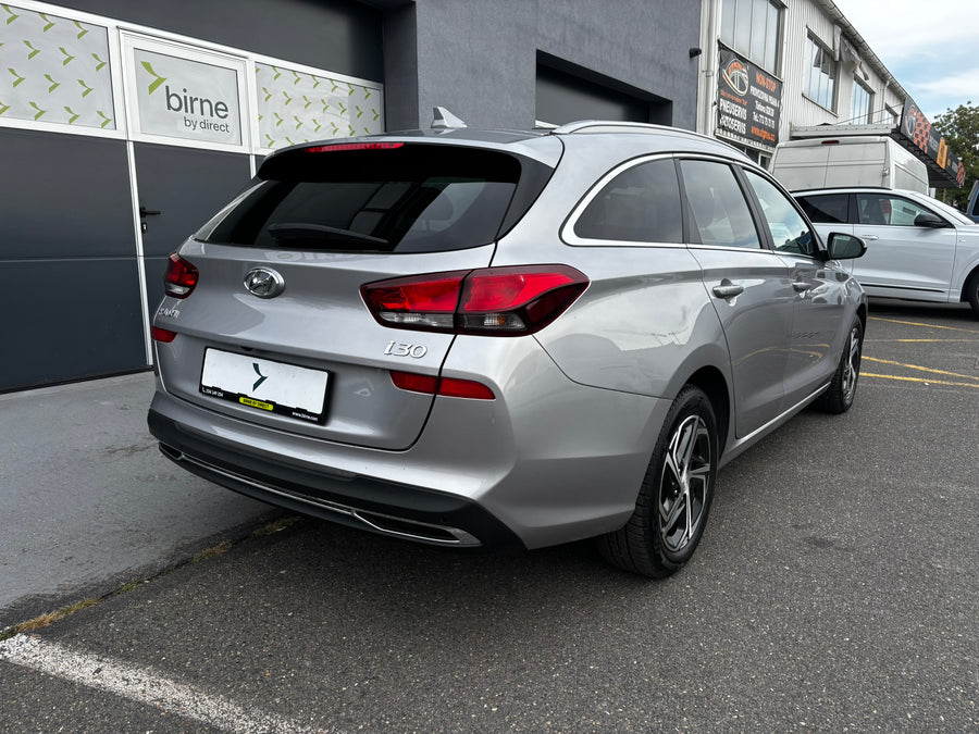 Hyundai i30  1.0 T-GDI  Kombi Smart – foto 4