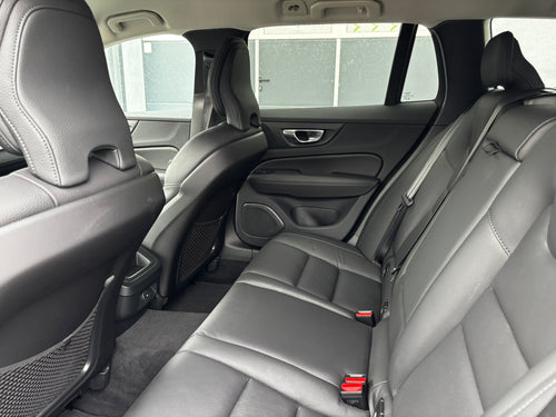 Volvo V60  2.0i B4 MHEV Plus (145 kW) – foto 11