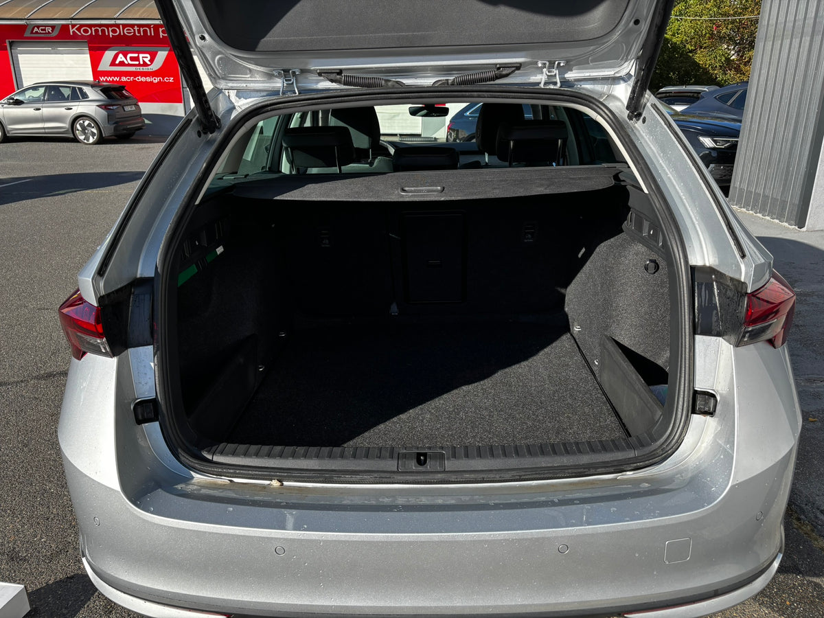 Škoda Octavia  1.5 TSI  Combi Top Selection