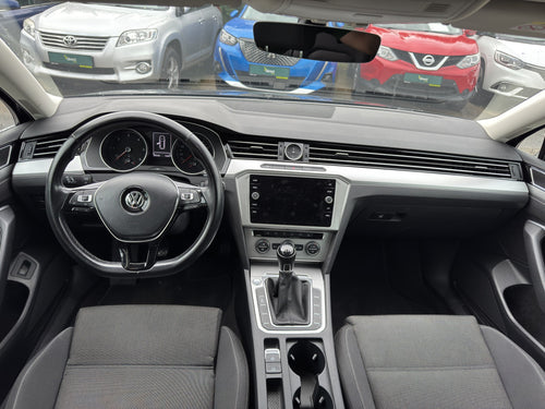 Volkswagen Passat 2.0 TDI 110 kW Comfortline – foto 6