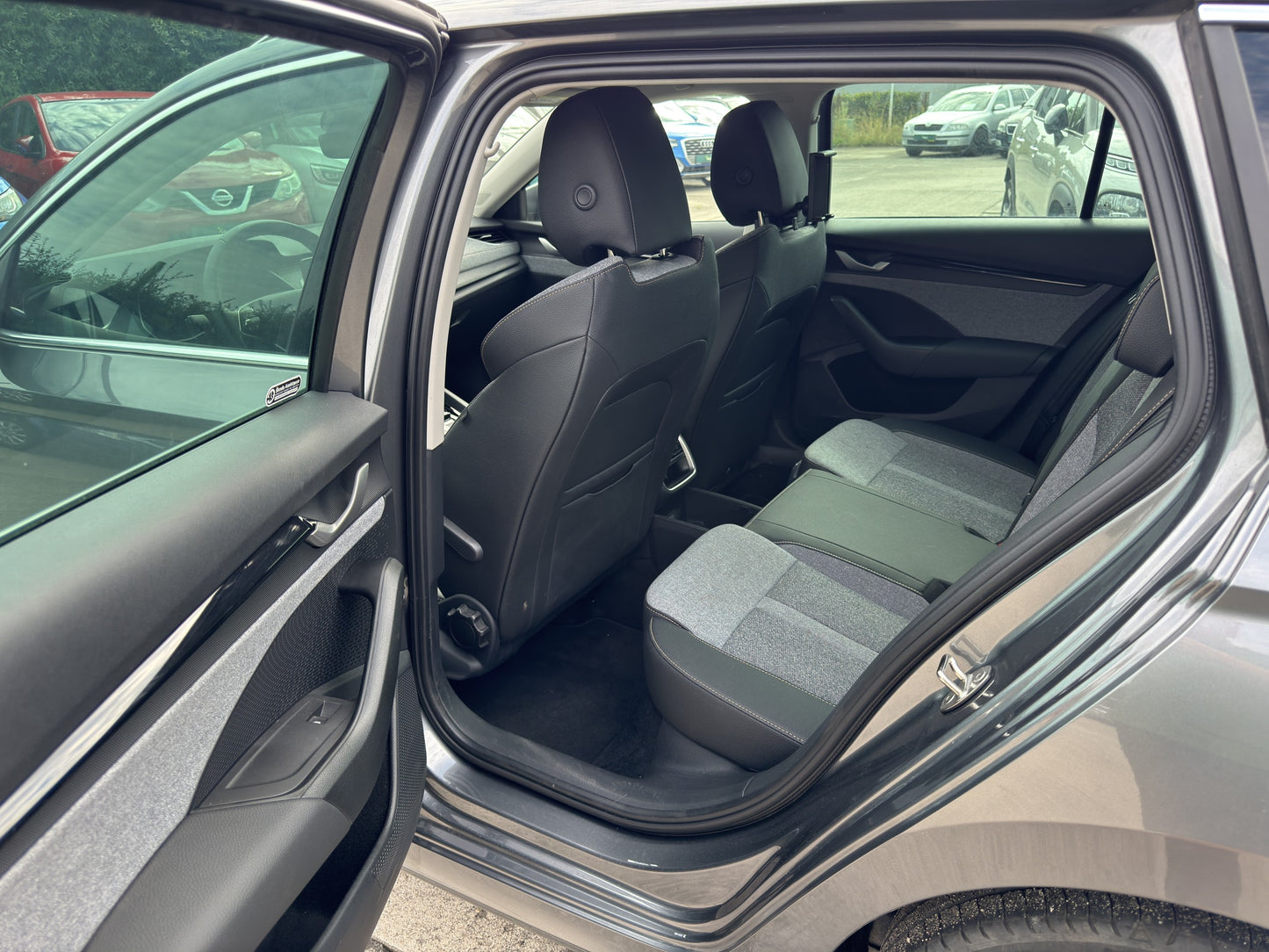 Škoda Octavia 2.0 TDI 110 kW Top Selection