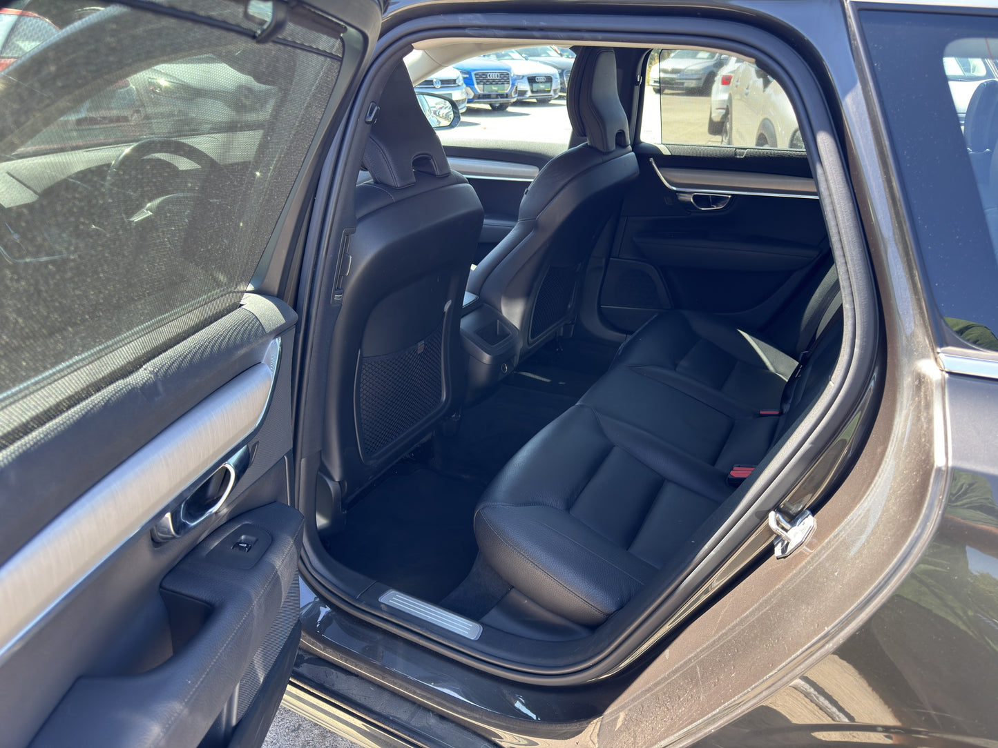 Volvo V90 2.0 D4 140 kW