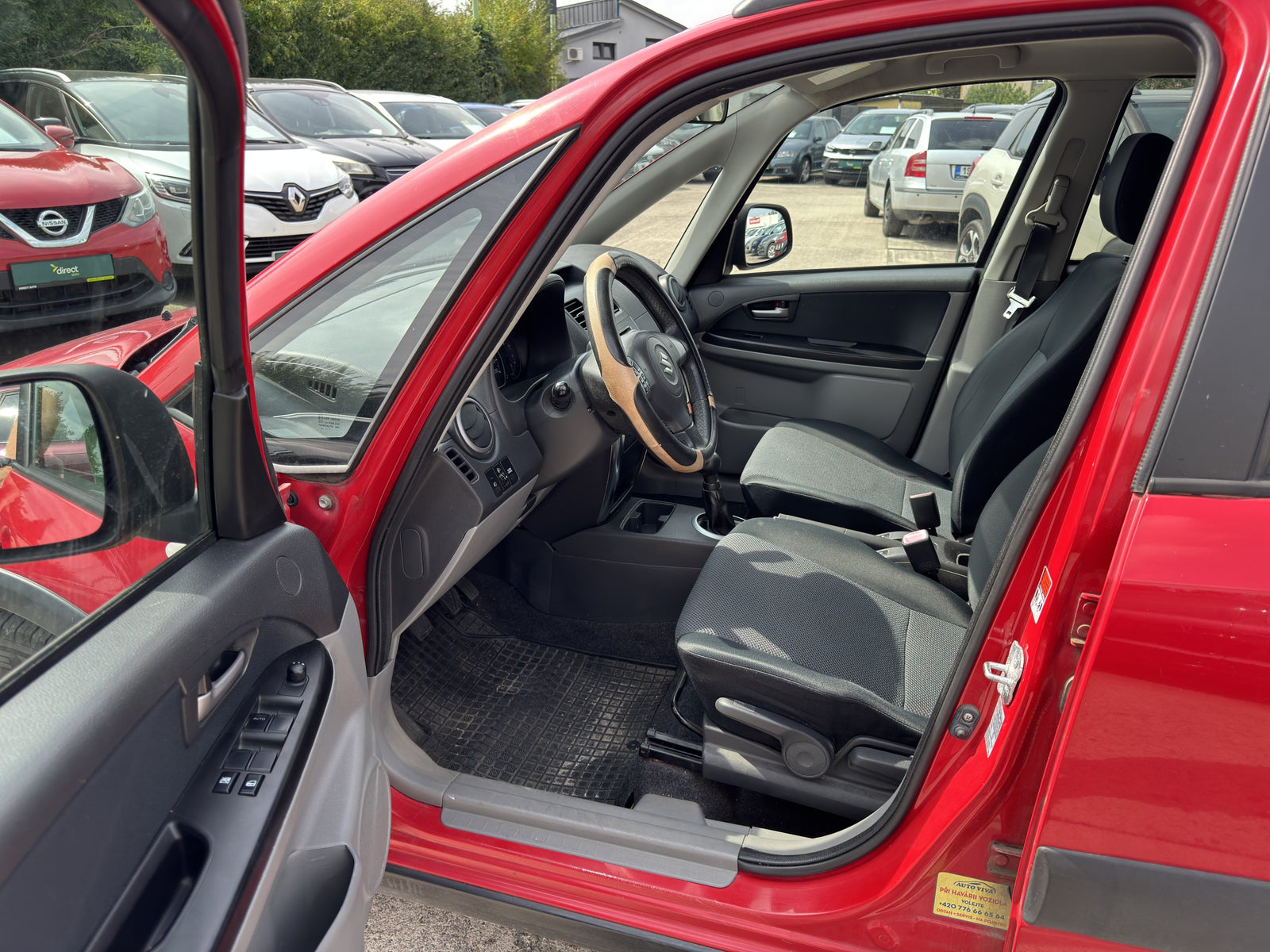 Suzuki SX4 1.5i 73 kW – foto 4