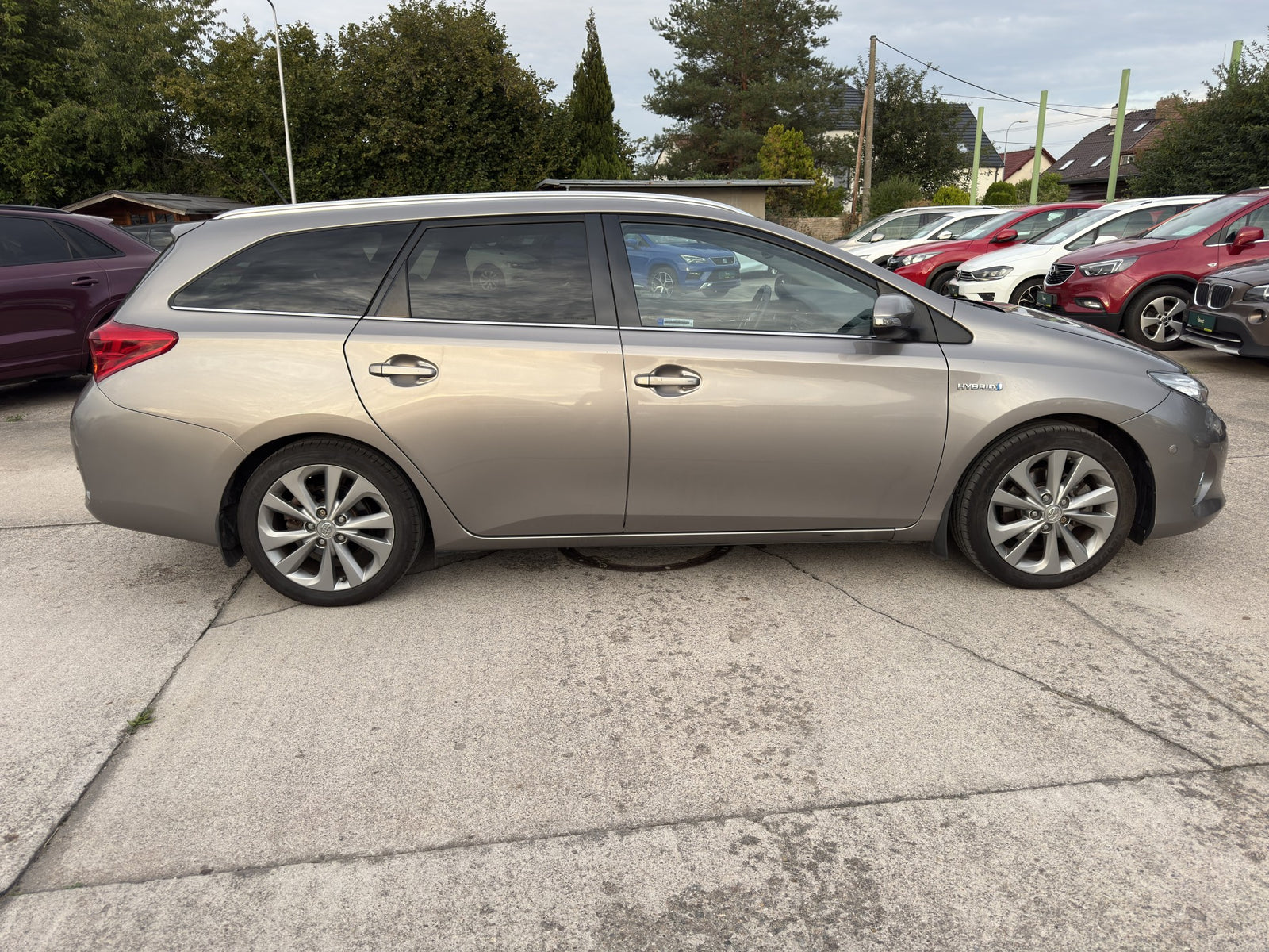 Toyota Auris 1.8 Hybrid + LPG 73 kW – foto 3