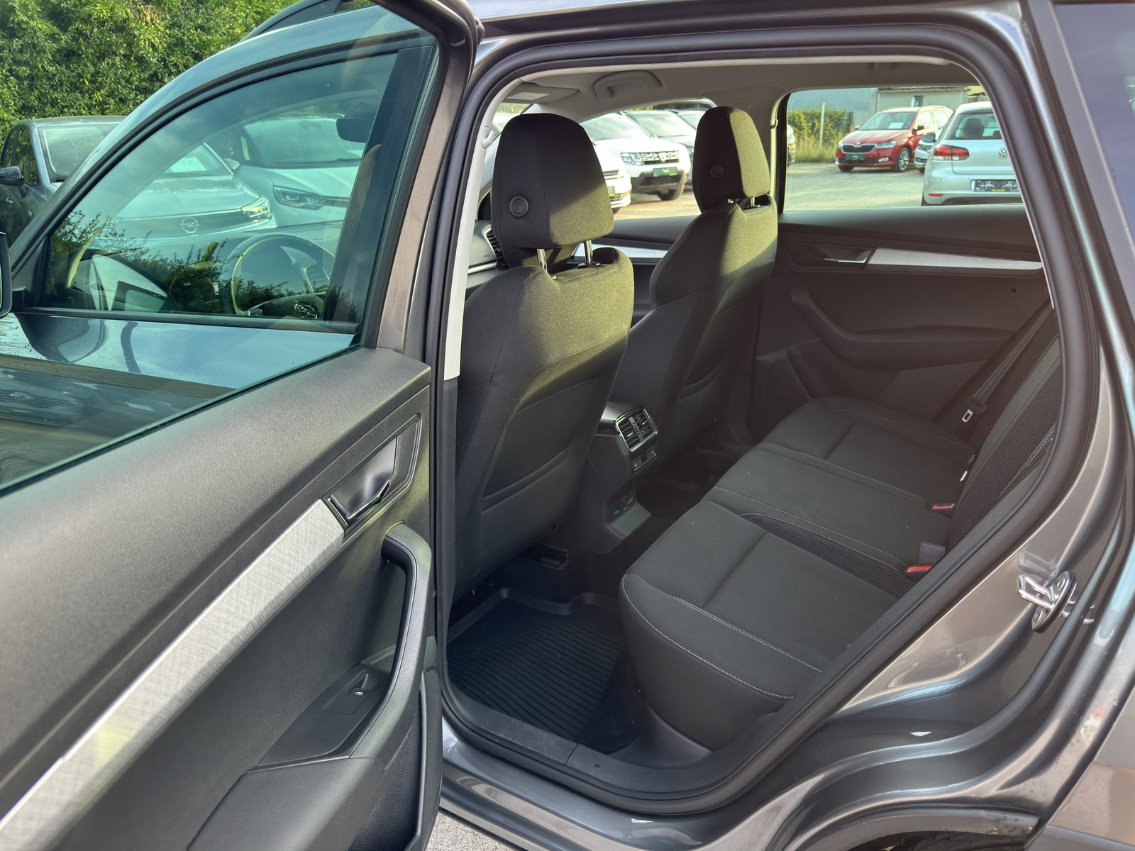 Škoda Karoq 2.0 TDI 85kW DSG Ambition – foto 5
