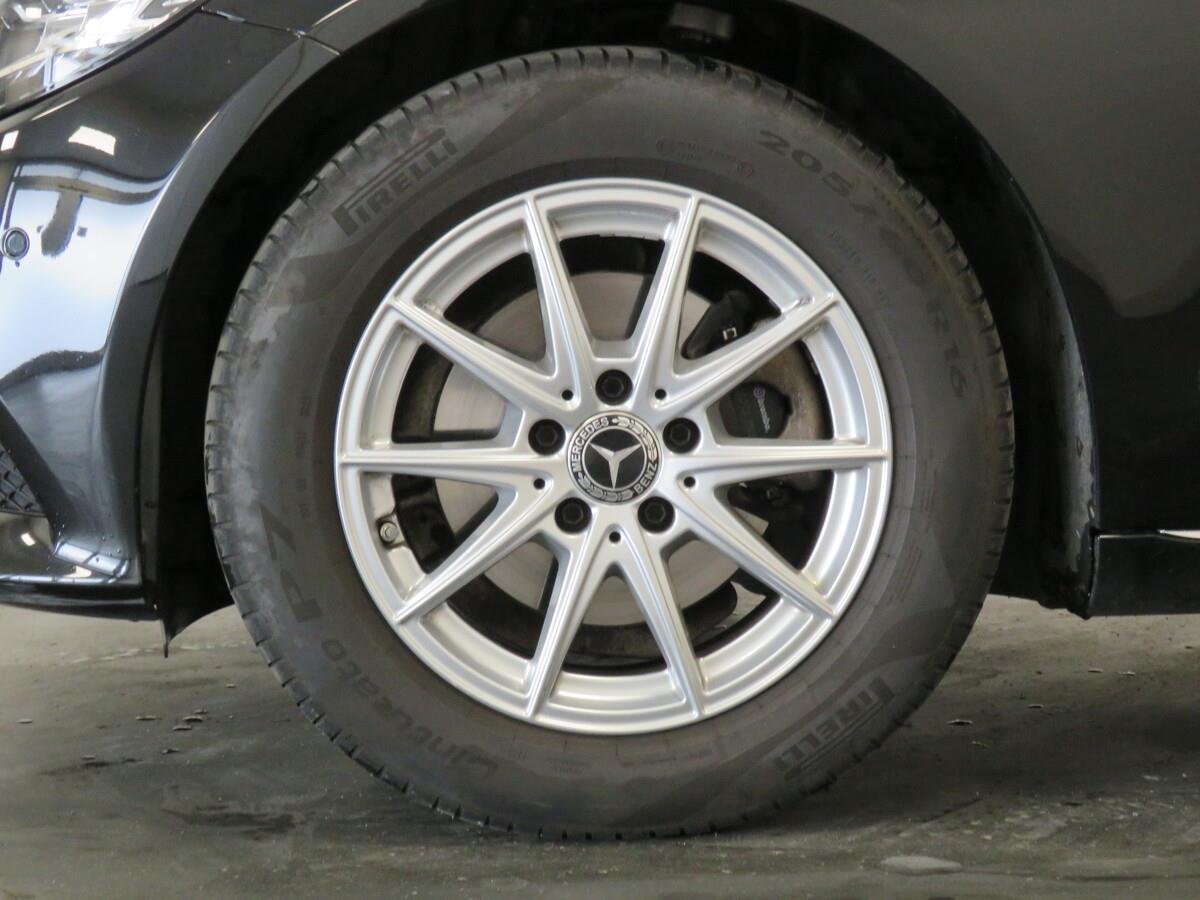 Mercedes-Benz Třídy C C 200 d T 117 kW