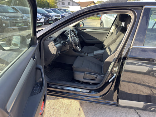 Škoda Superb 1.6 TDi 88 kW Ambition – foto 4
