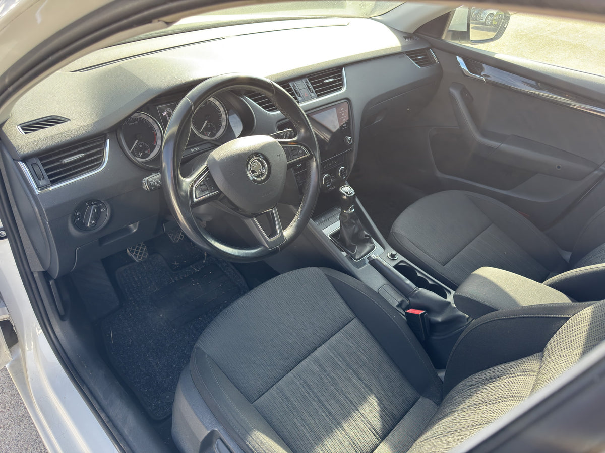Škoda Octavia 2.0 TDI 110 kW Elegance – foto 5