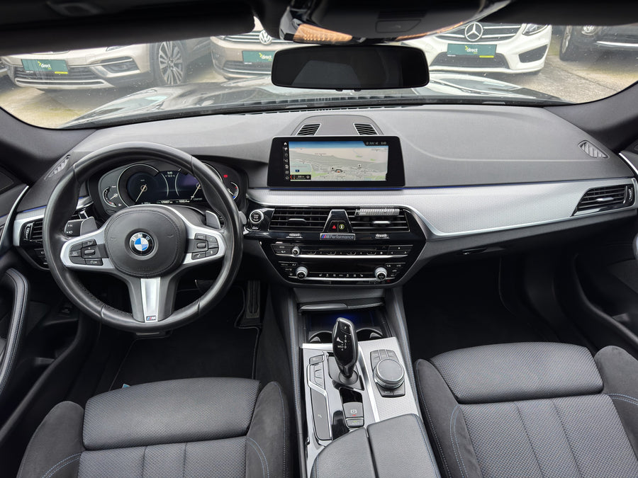 BMW Řada 5 530d 195 kW Xdrive M-Packet – foto 7