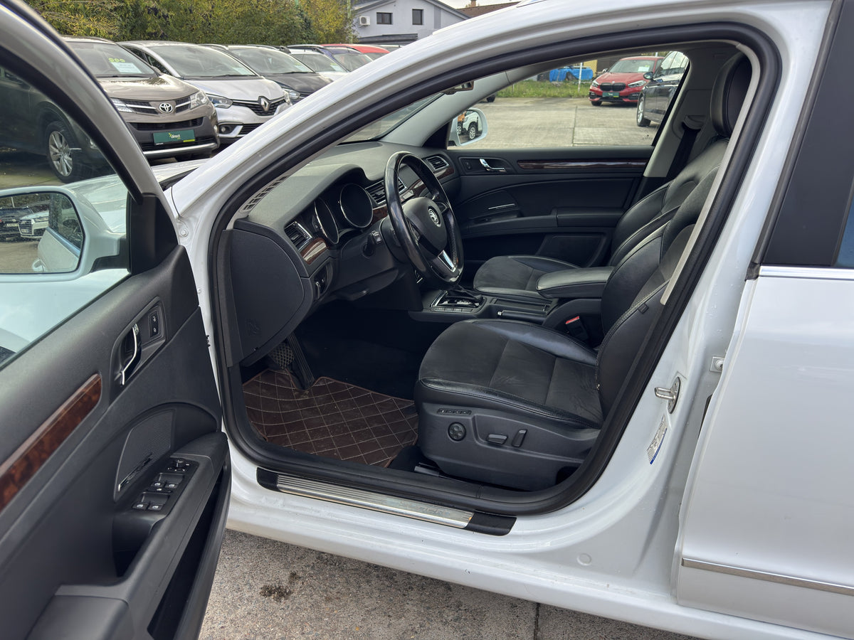 Škoda Superb 2.0 TDI 125 kW 4x4 DSG – foto 4