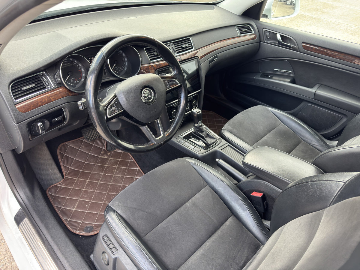 Škoda Superb 2.0 TDI 125 kW 4x4 DSG – foto 5