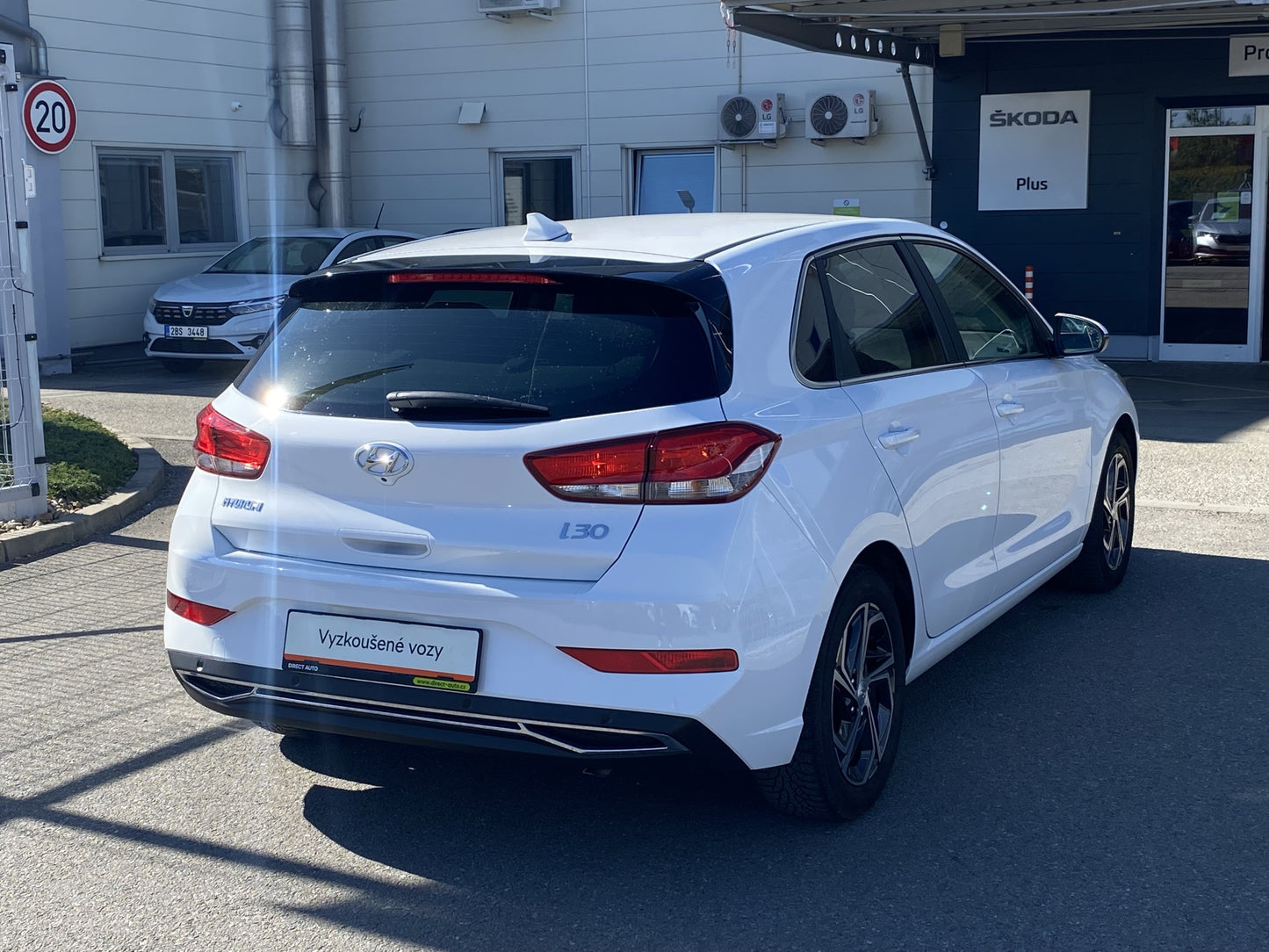 Hyundai i30 1.0 T-GDI 88 kW FAMILY SMART