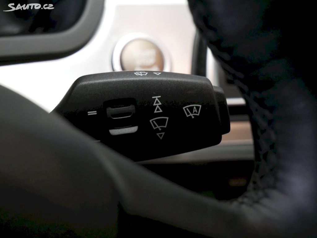 BMW 740 740D/225kW/NAVI/XENON/HUD/360°