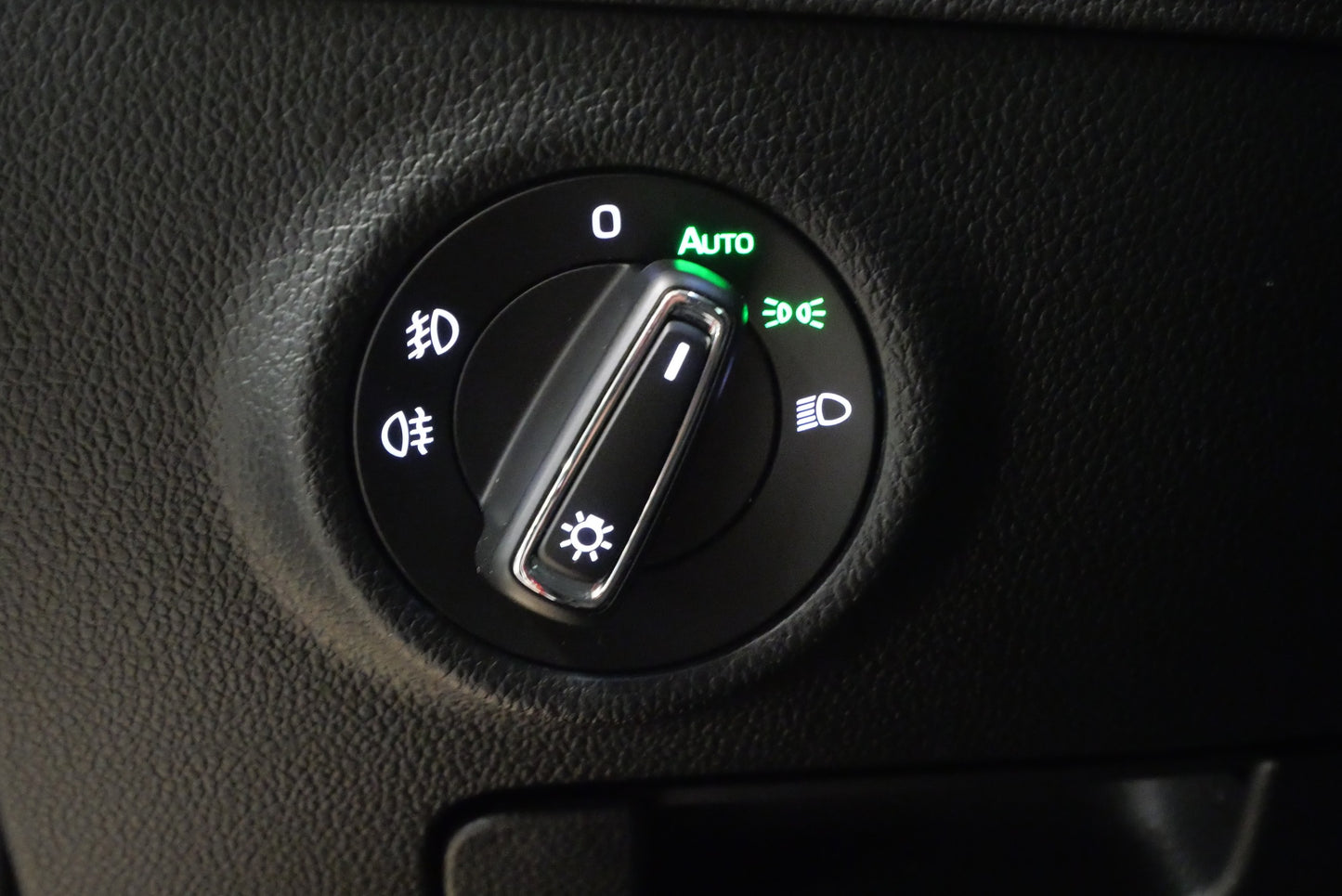 Škoda Superb 1.6 TDI 88 kW Style Plus II