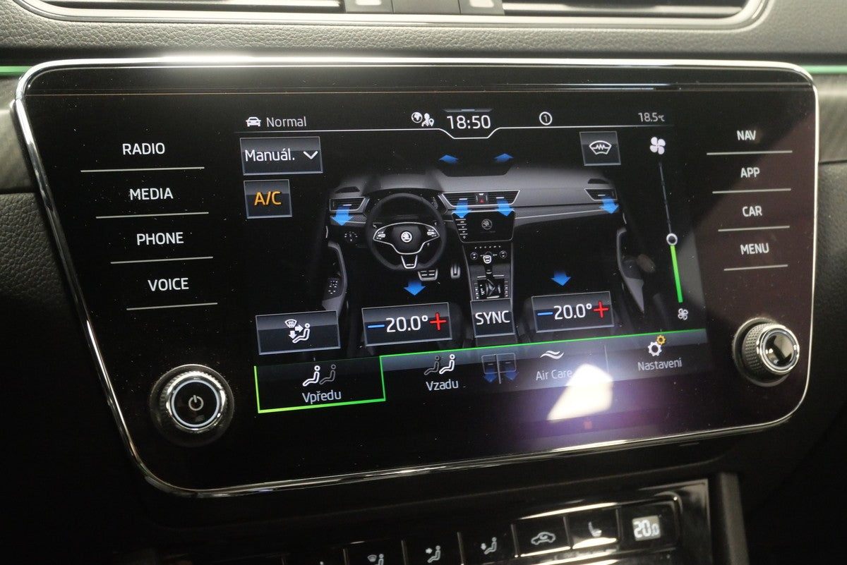 Škoda Superb 2.0 TDI 147kW SportLine DSG