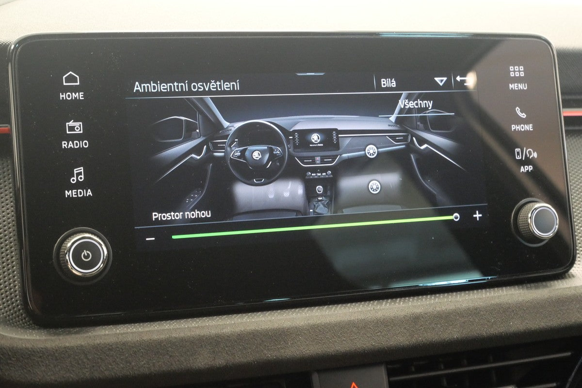 Škoda Scala 1.0 TSI 85kW Drive – foto 22