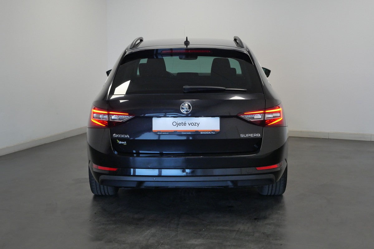 Škoda Superb 2.0 TDI 110kW Ambition