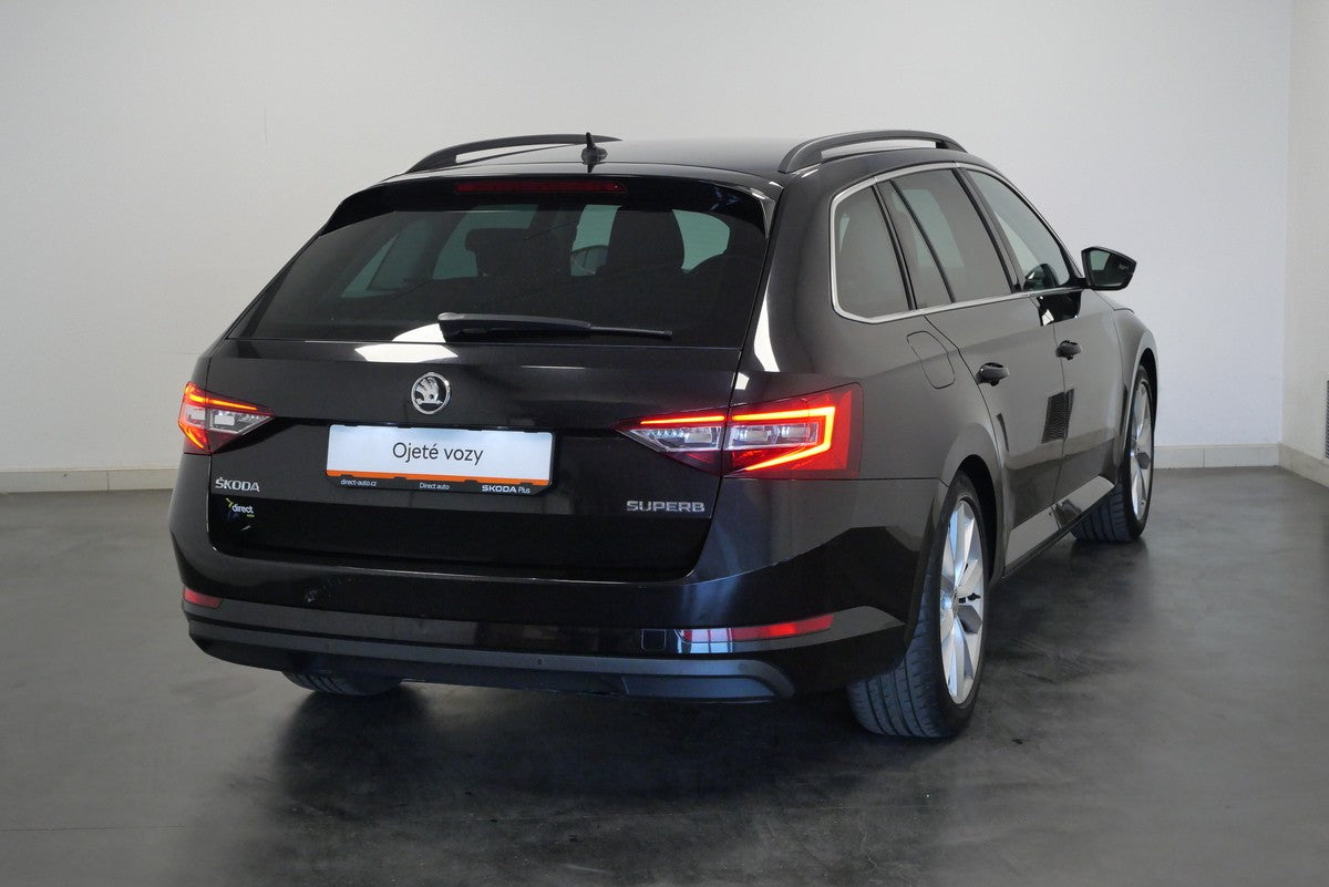 Škoda Superb 2.0 TDI 110kW Ambition