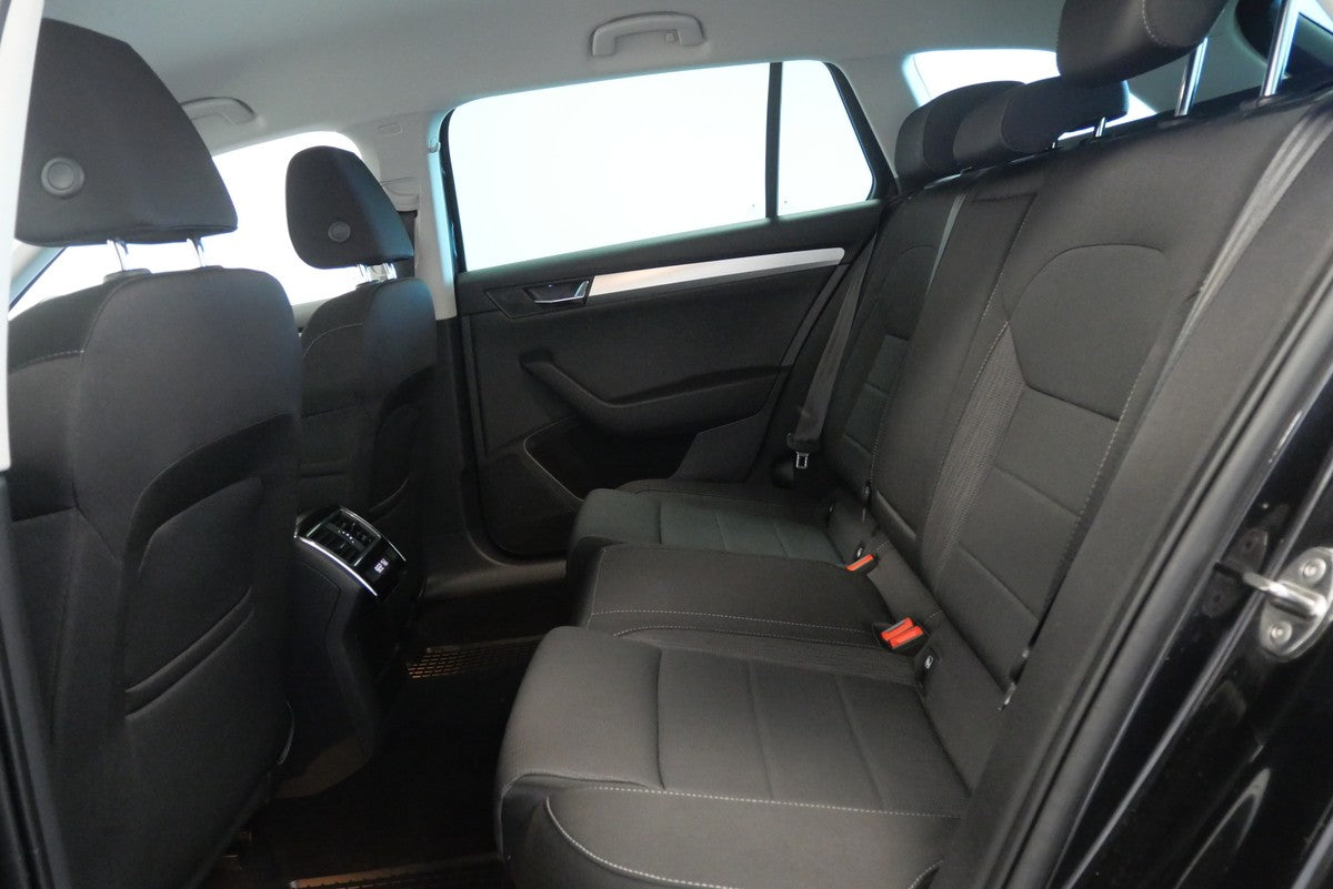 Škoda Superb 2.0 TDI 110kW Ambition