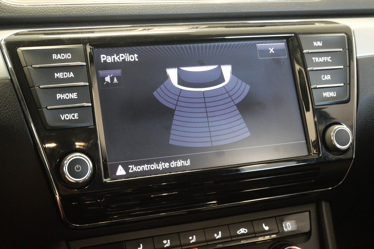 Škoda Superb 2.0 TDI 110kW Ambition