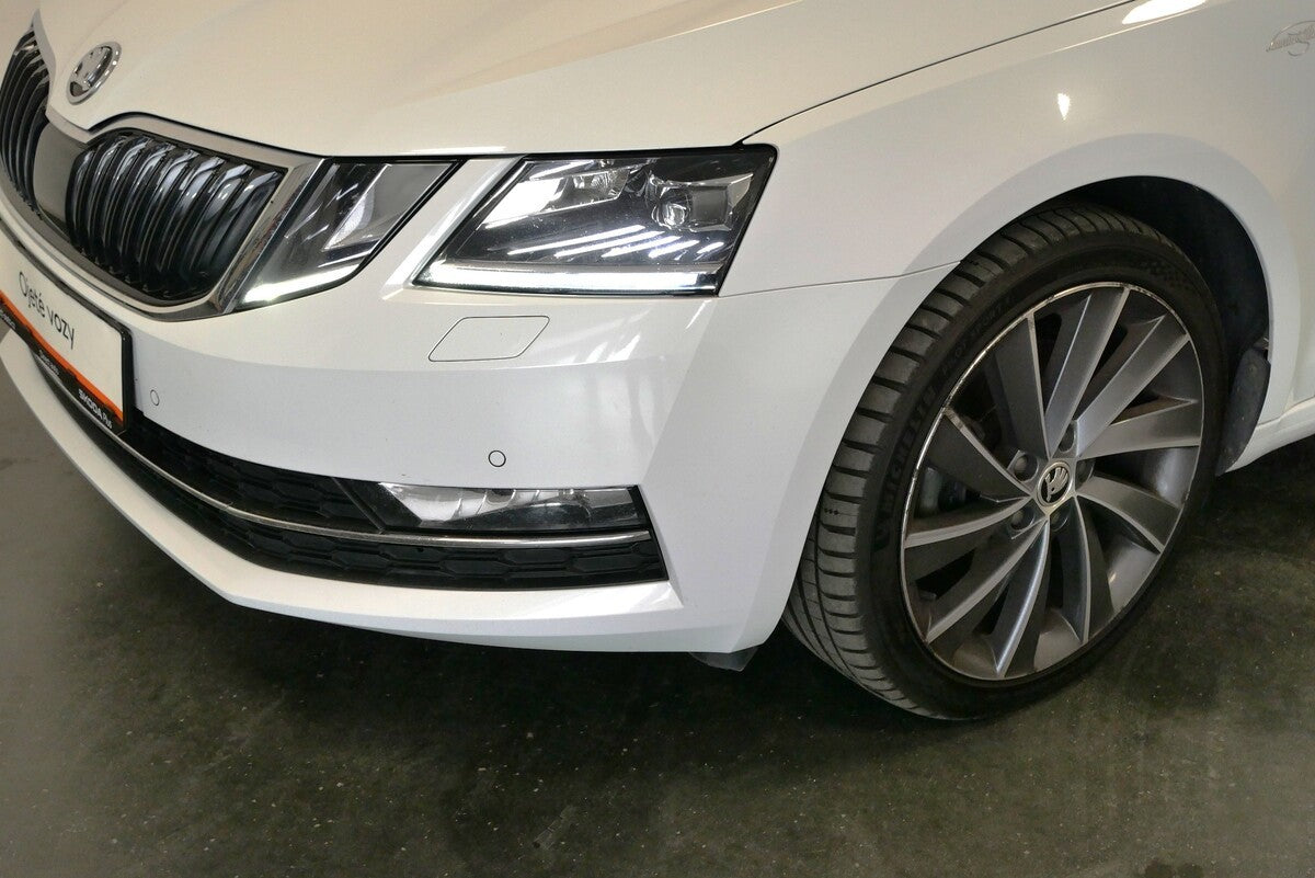 Škoda Octavia 2.0 TDI 135 kW 4x4 DSG L&K – foto 9