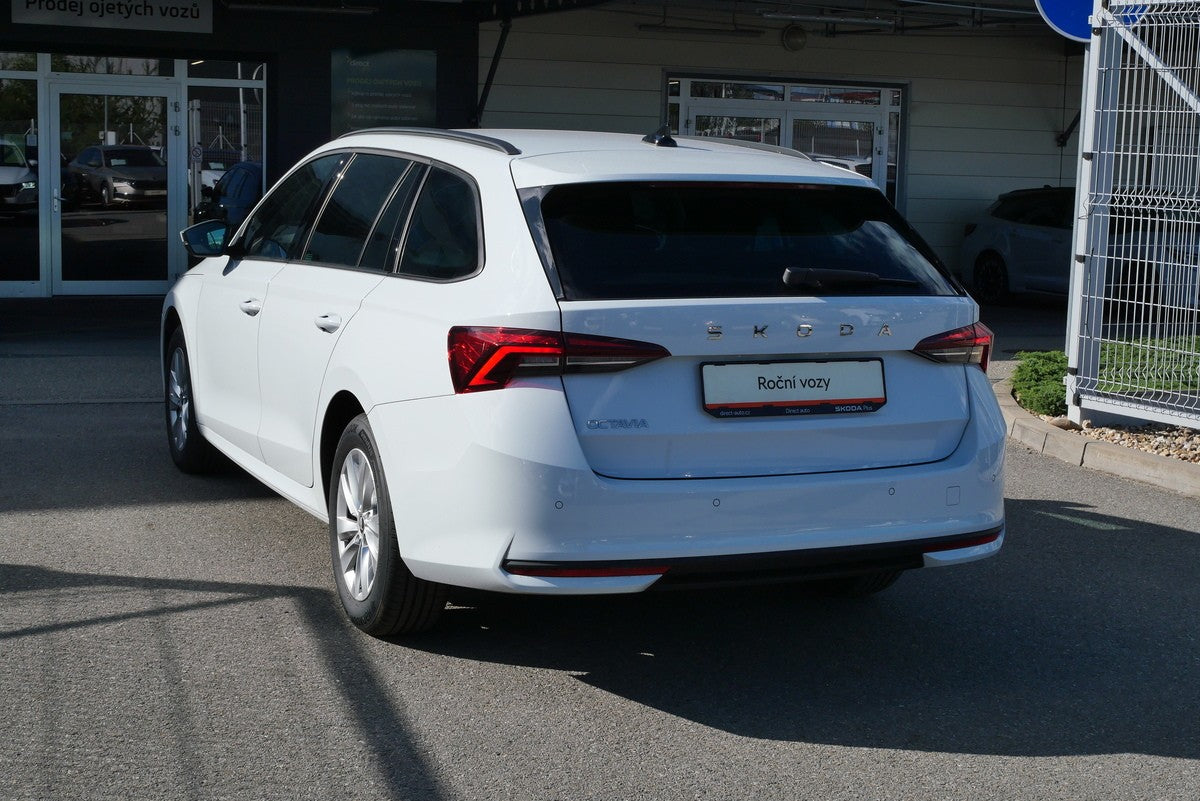 Škoda Octavia 1.5 TSI 85 kW 130 let – foto 4