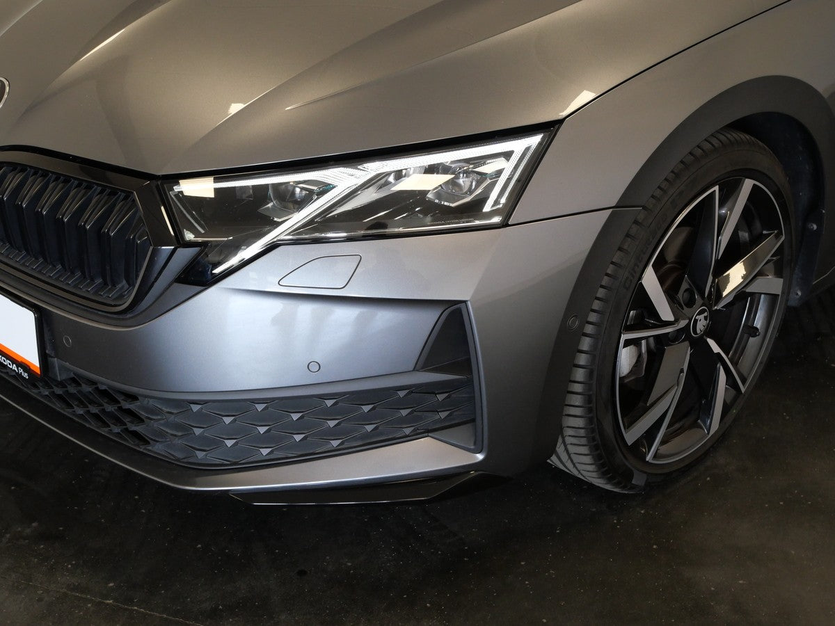 Škoda Octavia 2.0 TDI 110 kW DSG Sportline – foto 9