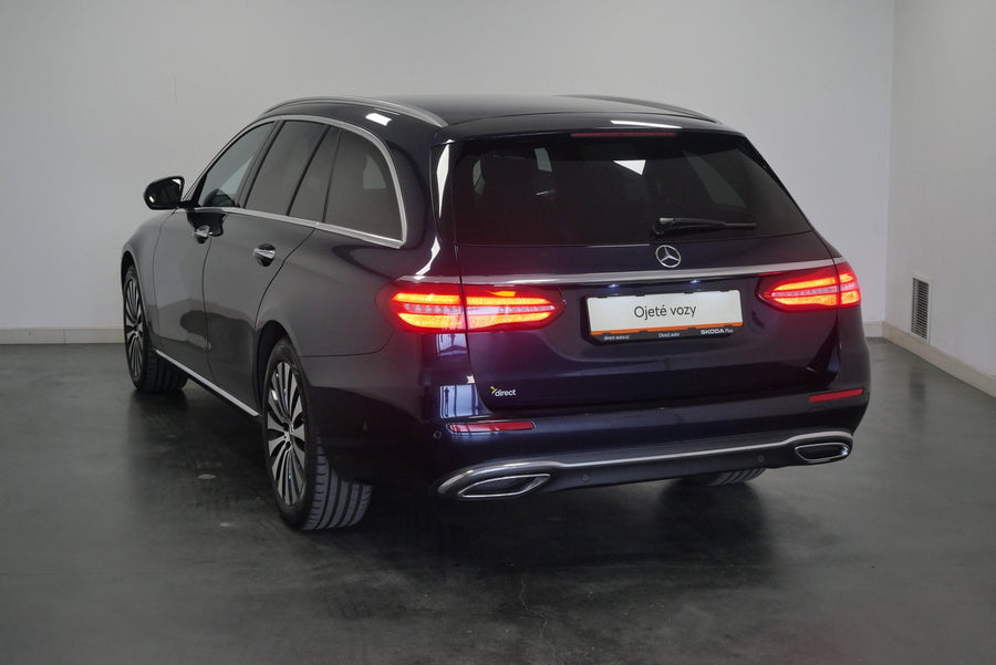 Mercedes-Benz Třídy E 220d 143 kW – foto 7