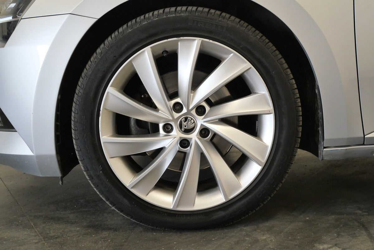 Škoda Superb 2.0 TDI 110 kW Style DSG – foto 10