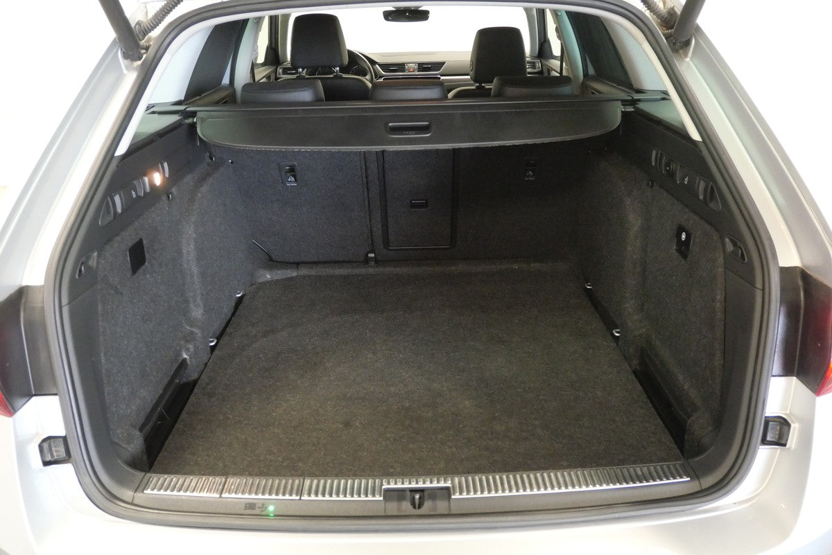 Škoda Superb 2.0 TDI 110 kW Style DSG – foto 26
