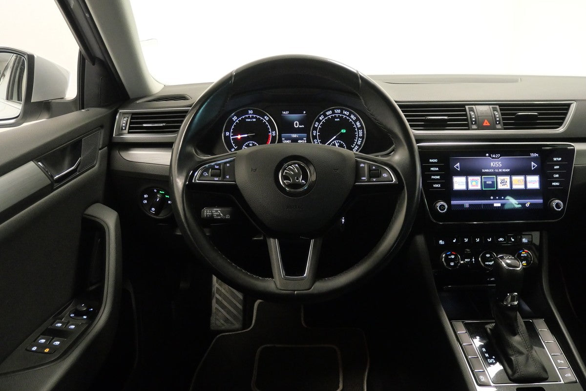 Škoda Superb 2.0 TDI 110 kW Style DSG – foto 19