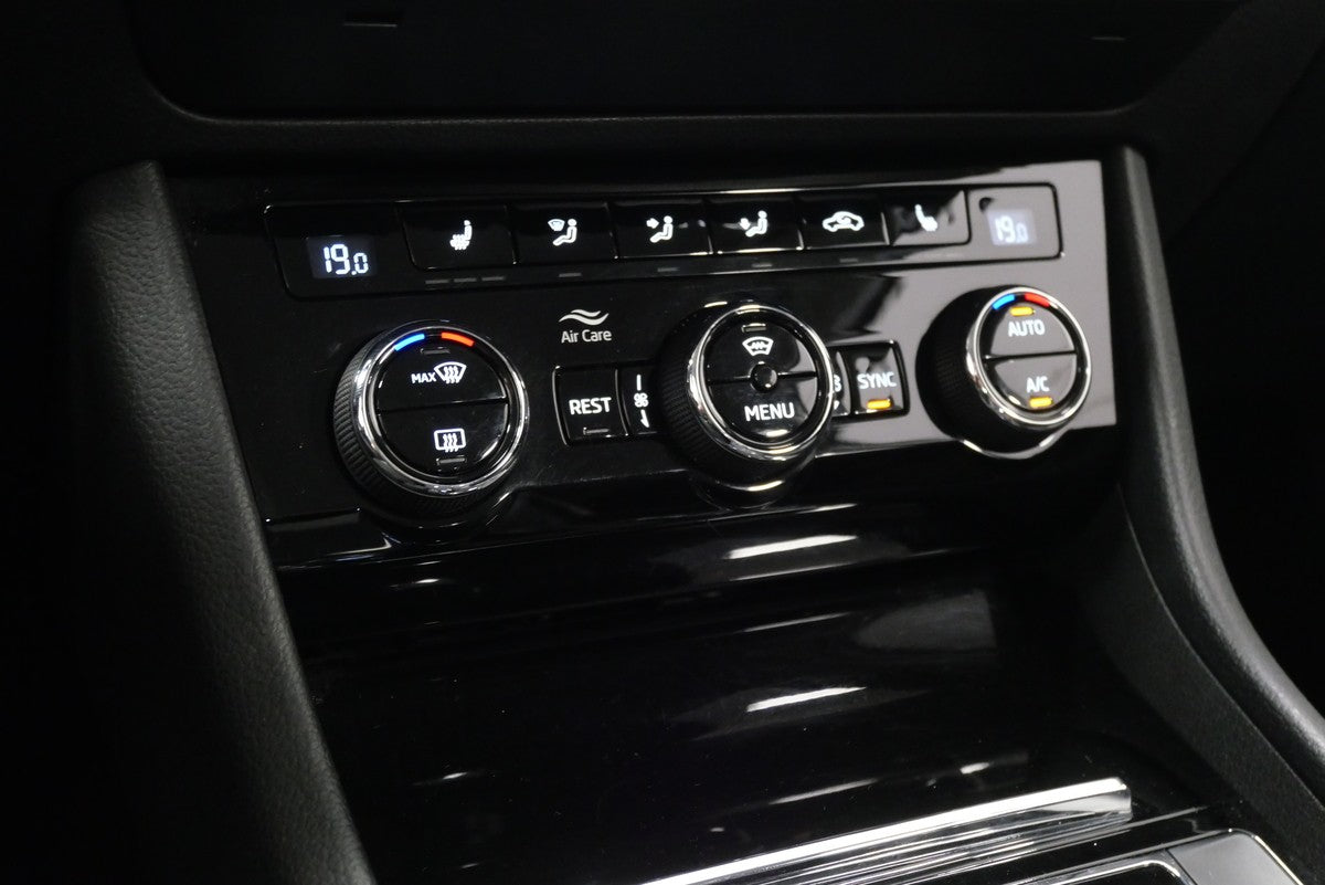 Škoda Superb 2.0 TDI 110 kW Style DSG