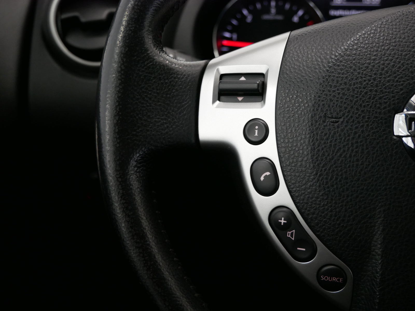 Nissan Qashqai 2.0 dCi 110 kW Acenta – foto 15