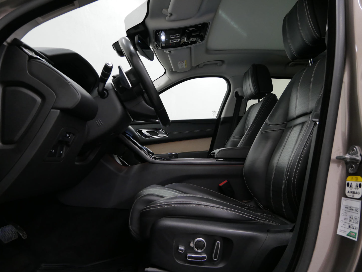 Land Rover Range Rover Velar D300 221 kW AWD SE