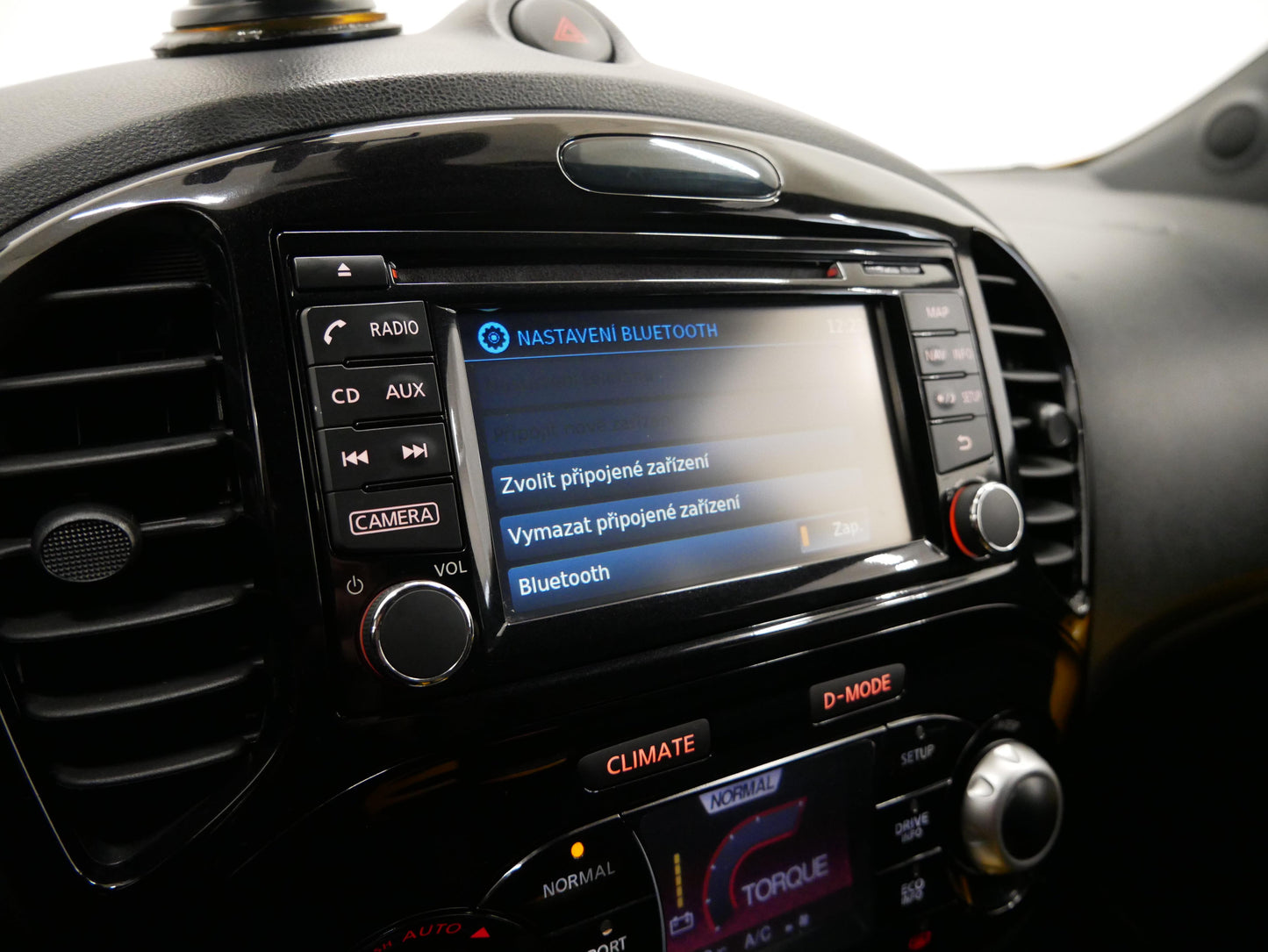 Nissan Juke 1.2 DIG-T 85 kW N-Connecta