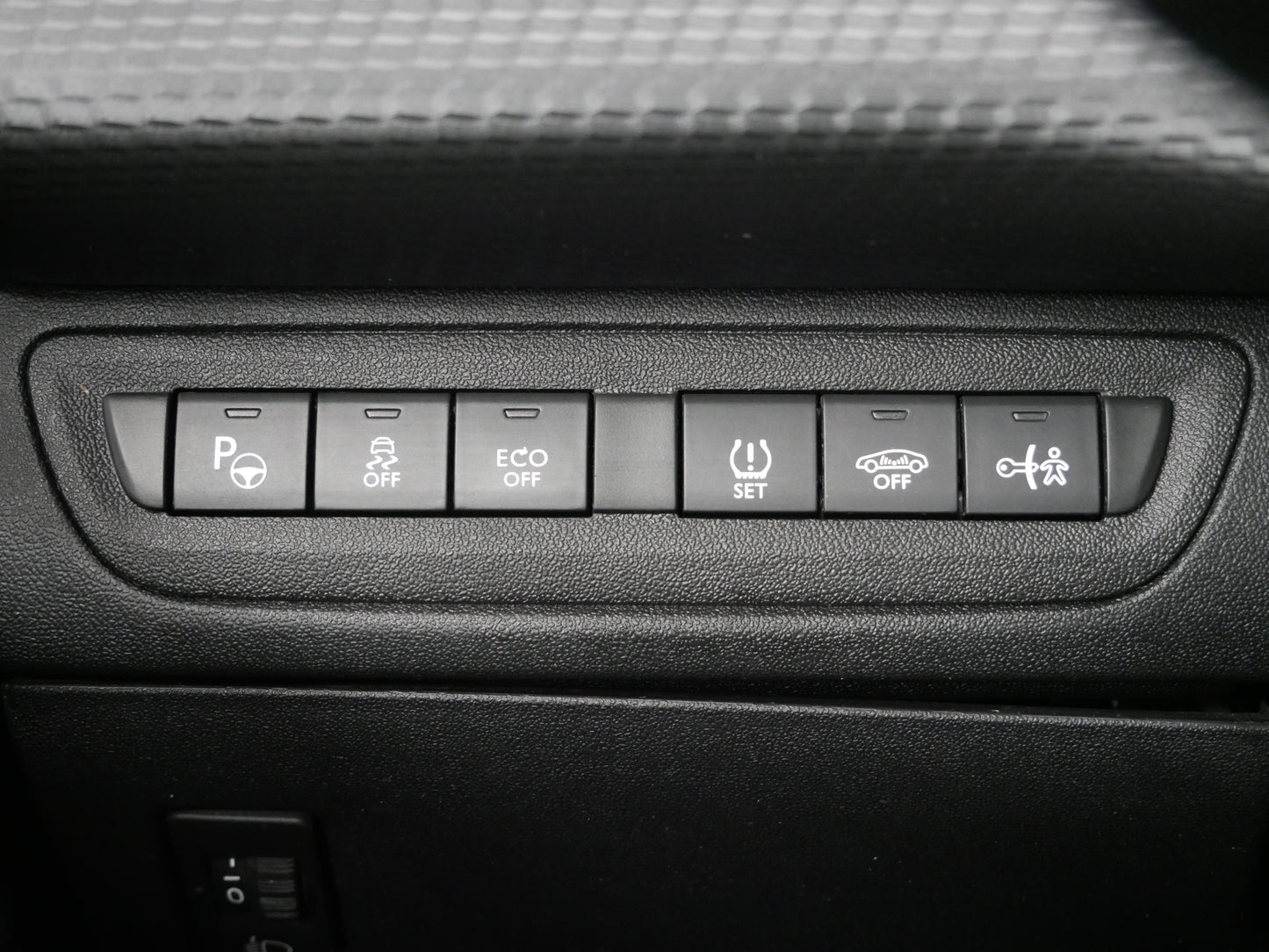 Peugeot 2008 1.2 PureTech 60 kW Allure